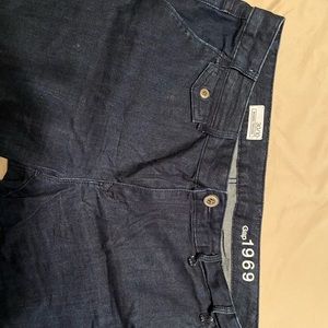 Like new Gap Wide leg dark jeans 30 short